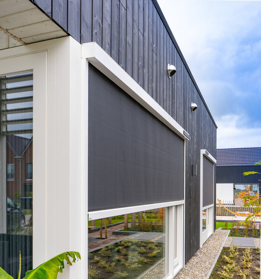 Hightech-Sonnenschutz: Wie ZIP-Screens zur Energieeffizienz deines Zuhauses beitragen